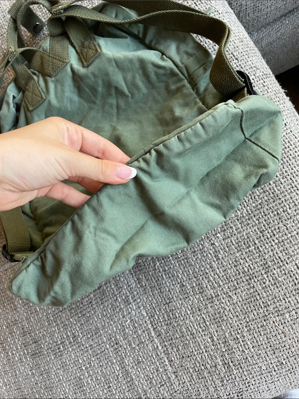 DOUGHNUT Backpack! - Picture 6 of 10